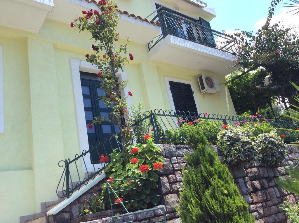 Apartments Simo Petrovac Szoba fotó